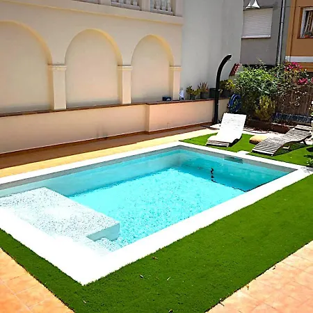 Historic House At Quintana By Casa De Elena Pineda de Mar