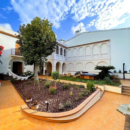 Historic House At Quintana By Casa De Elena