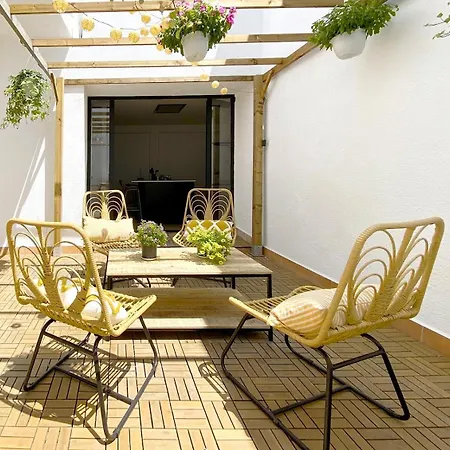 Historic House At Quintana By Casa De Elena * Pineda de Mar
