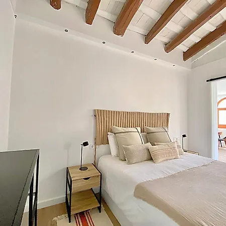 Historic House At Quintana By Casa De Elena *